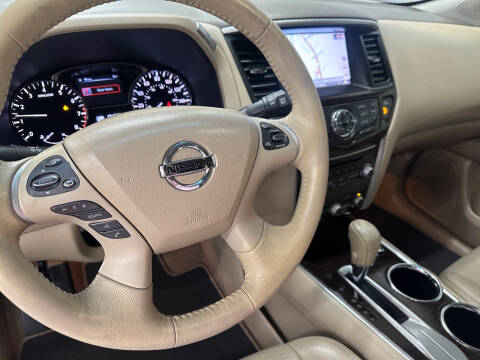 2014 Nissan Pathfinder Platinum