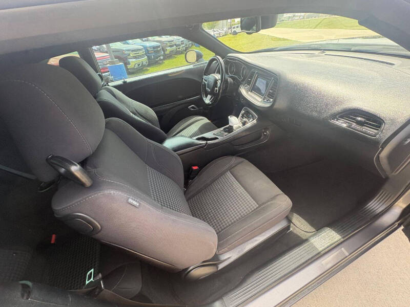 2019 Dodge Challenger SXT