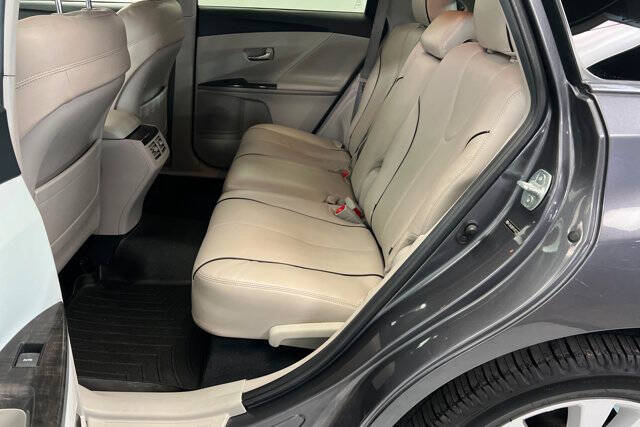 2015 Toyota Venza LE