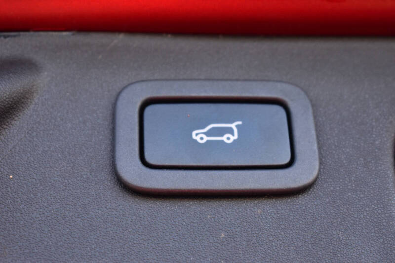 2015 Land Rover Discovery Sport HSE LUX