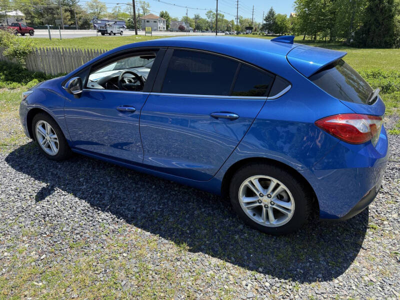2017 Chevrolet Cruze LT Auto