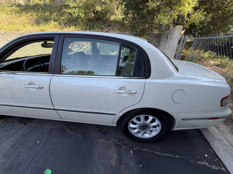 2005 Kia Amanti