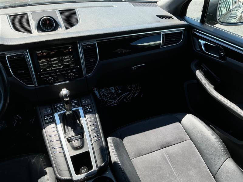 2015 Porsche Macan S