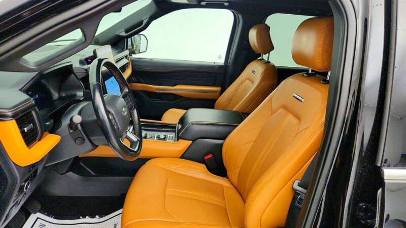 2023 Ford Expedition MAX Platinum