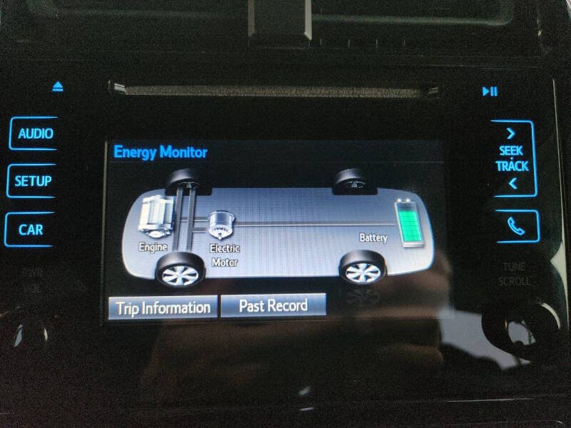 2019 Toyota Prius LE