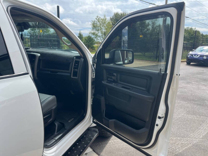 2020 RAM 1500 Classic Express