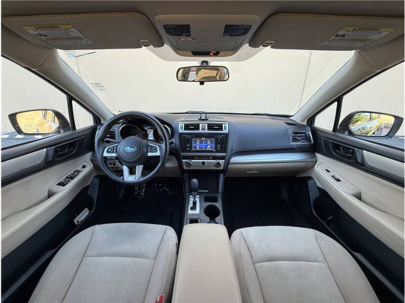 2017 Subaru Outback 2.5i
