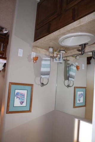 1985 custom home 3600 ft