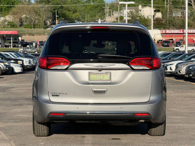 2018 Chrysler Pacifica Touring L