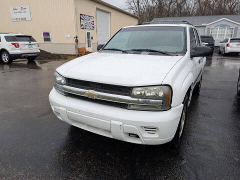 2005 Chevrolet TrailBlazer for sale at John - Glenn Auto Sales INC in London OH
