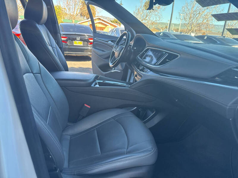 2022 Buick Enclave Premium