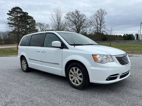 2016 Chrysler Town and Country for sale at GTO United Auto Sales LLC in Lawrenceville GA