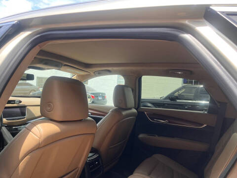 2017 Cadillac XT5 Platinum