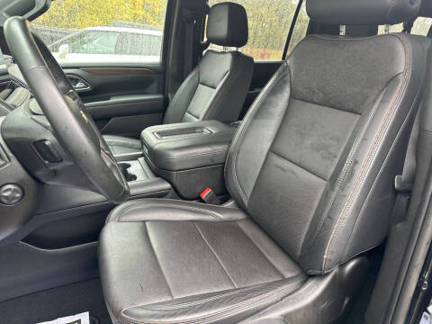 2023 Chevrolet Suburban High Country