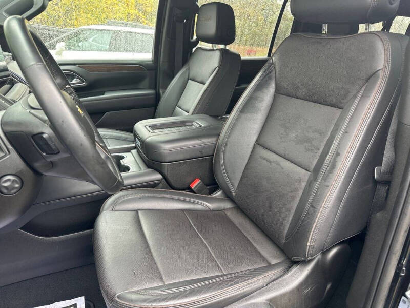 2023 Chevrolet Suburban High Country