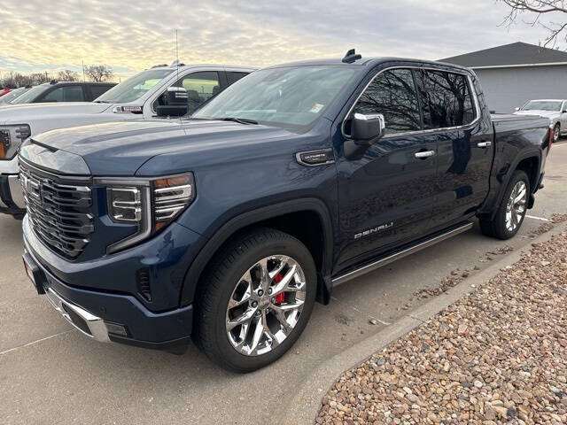 2022 GMC Sierra 1500 for sale at Midway Auto Outlet in Kearney NE