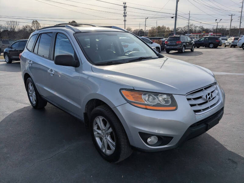 2010 Hyundai Santa Fe SE's photo