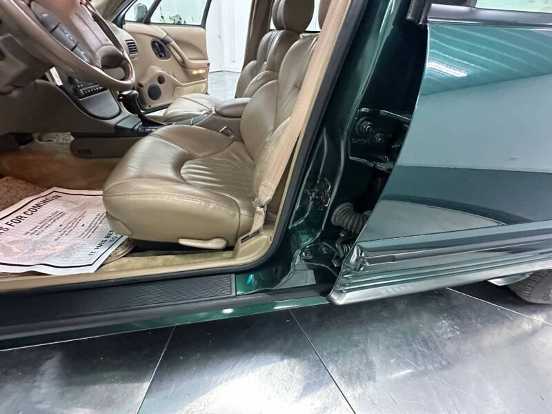 1993 Pontiac Bonneville SSE