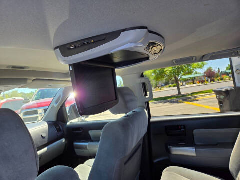 2018 Toyota Sequoia SR5
