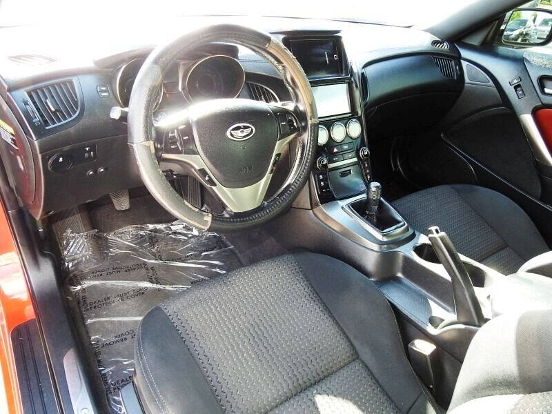 2013 Hyundai Genesis Coupe  - $13,900