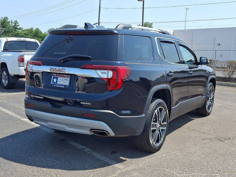2021 GMC Acadia SLT