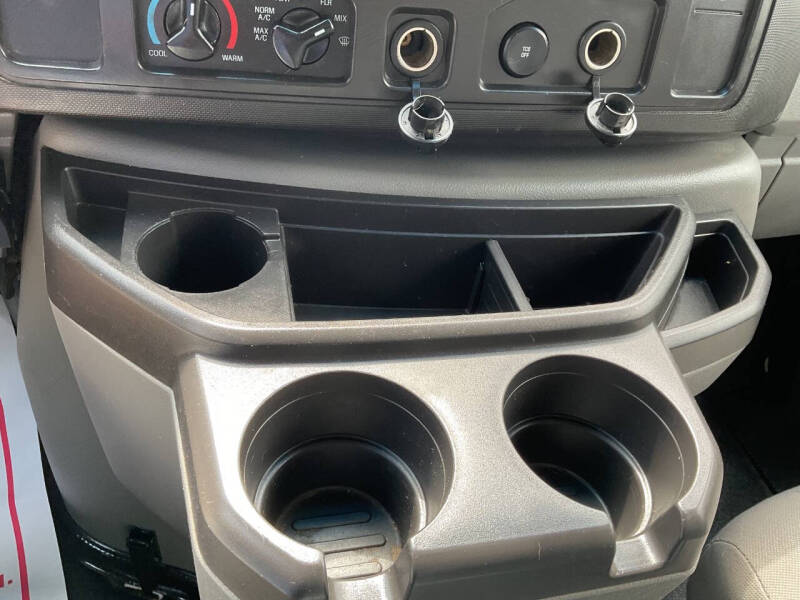 2013 Ford E-Series E-250