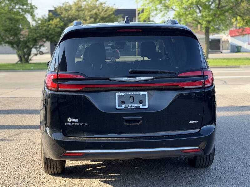 2021 Chrysler Pacifica Touring L