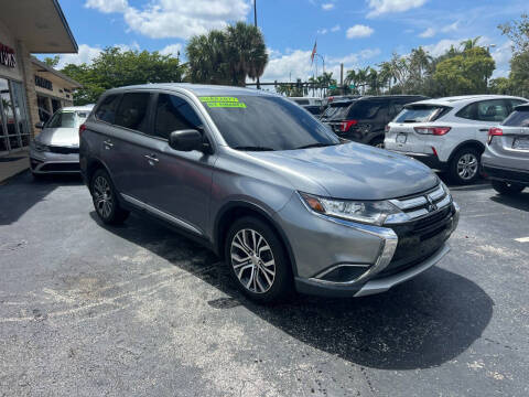2018 Mitsubishi Outlander ES