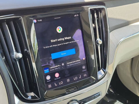 2024 Volvo S60 B5 Plus Dark Theme
