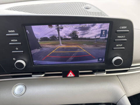 2022 Hyundai Elantra