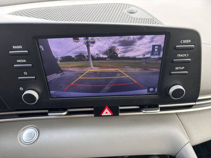 2022 Hyundai Elantra