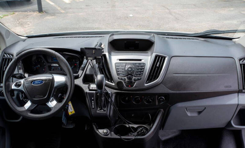 2017 Ford Transit