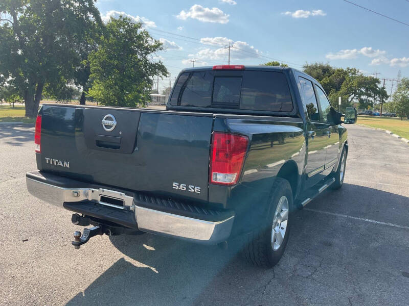2004 Nissan Titan XE