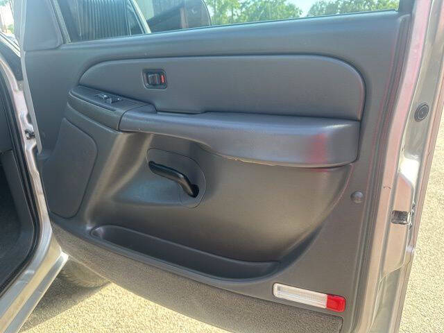 2005 Chevrolet Silverado 3500 LS
