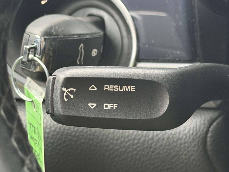 2016 Porsche Panamera 4 Edition