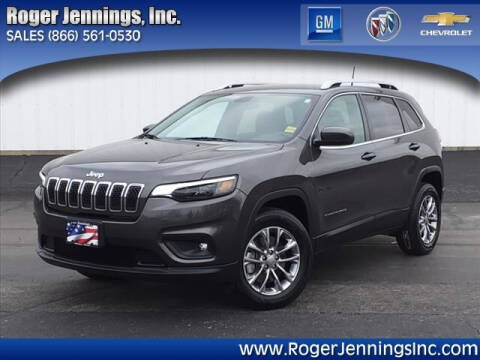 2019 Jeep Cherokee for sale at ROGER JENNINGS INC in Hillsboro IL