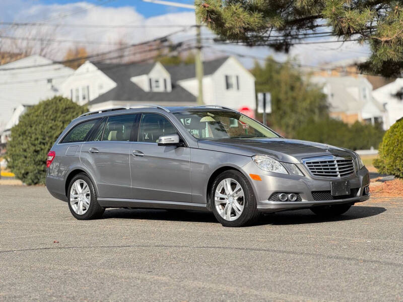 2011 Mercedes-Benz E-Class E350 photo 3