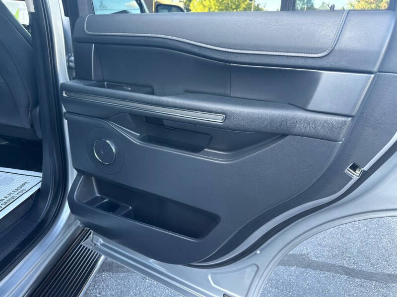 2022 Ford Expedition XLT