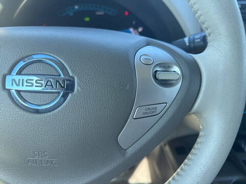 2012 Nissan LEAF SV