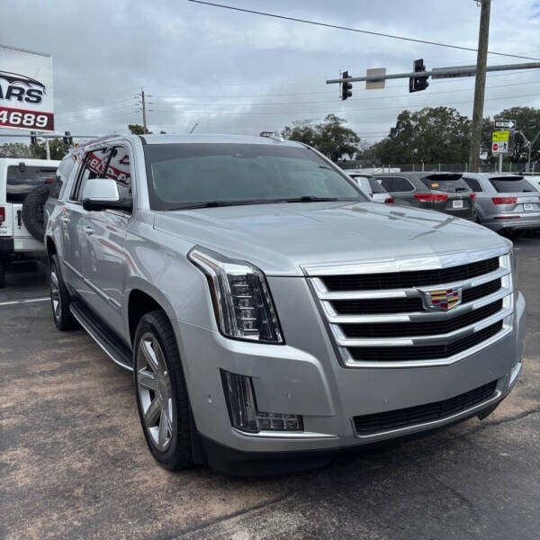 2019 Cadillac Escalade ESV Luxury