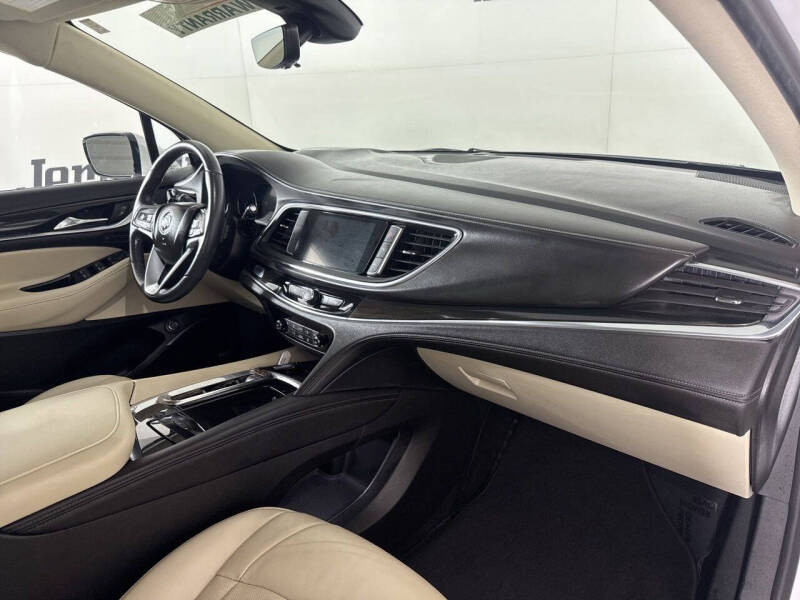 2023 Buick Enclave Premium