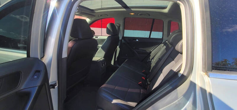 2010 Volkswagen Tiguan S 4Motion