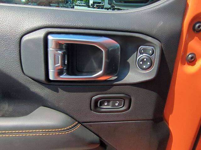 2025 Jeep Gladiator High Tide