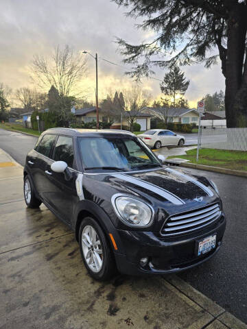 2013 MINI Countryman for sale at RICKIES AUTO, LLC. in Portland OR