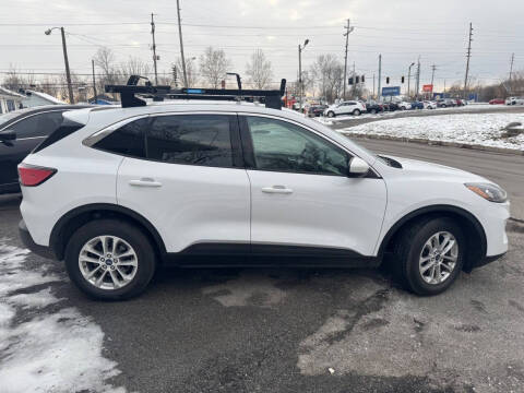 2021 Ford Escape SE