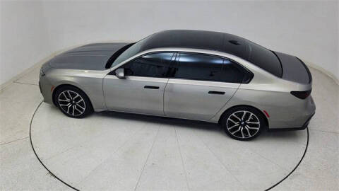 2023 BMW 7 Series 740i