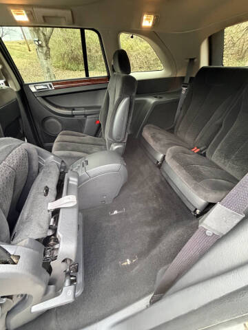 2005 Chrysler Pacifica Touring