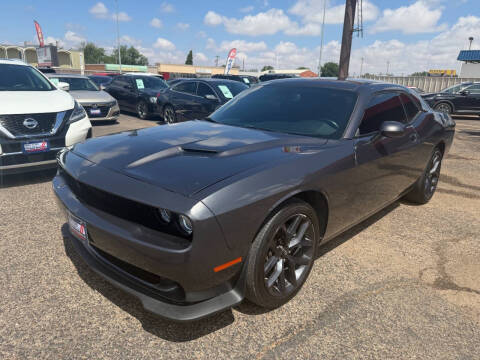 2022 Dodge Challenger SXT