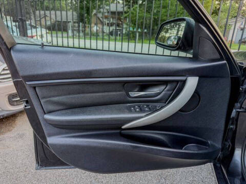 2012 BMW 3 Series 328i