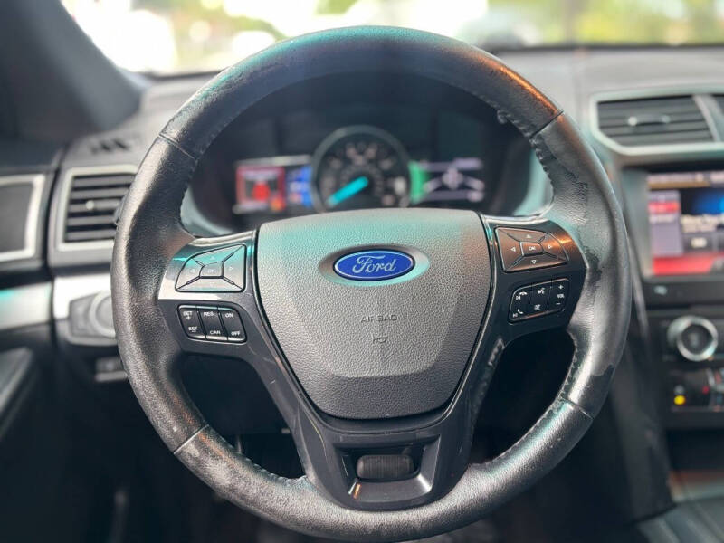 2016 Ford Explorer XLT